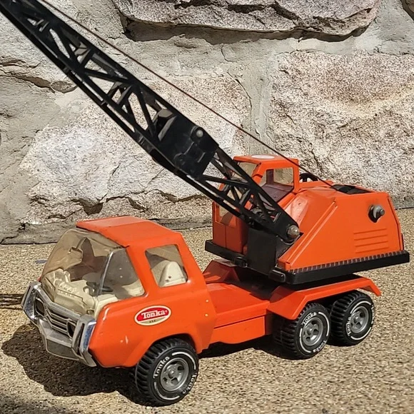 Vintage Tonka Orange Toy Crane Truck - Picture 3 of 4